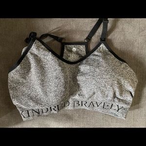 Kindred bravely nursing sports bra size xxl